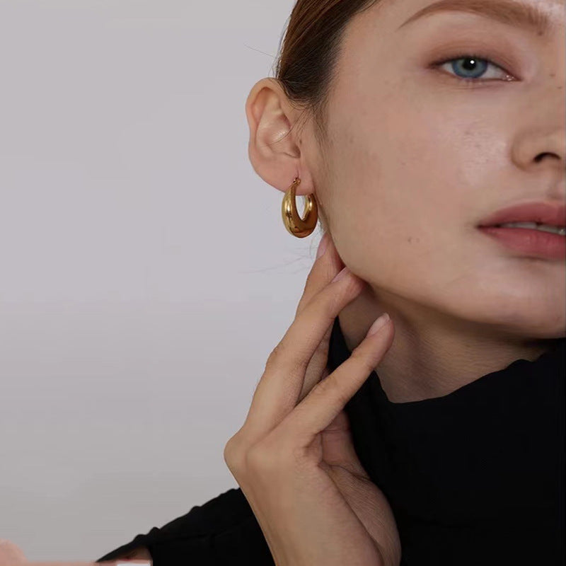 Retro Crescent Hollow Stainless Steel Earrings 18K Gold Plated Women
