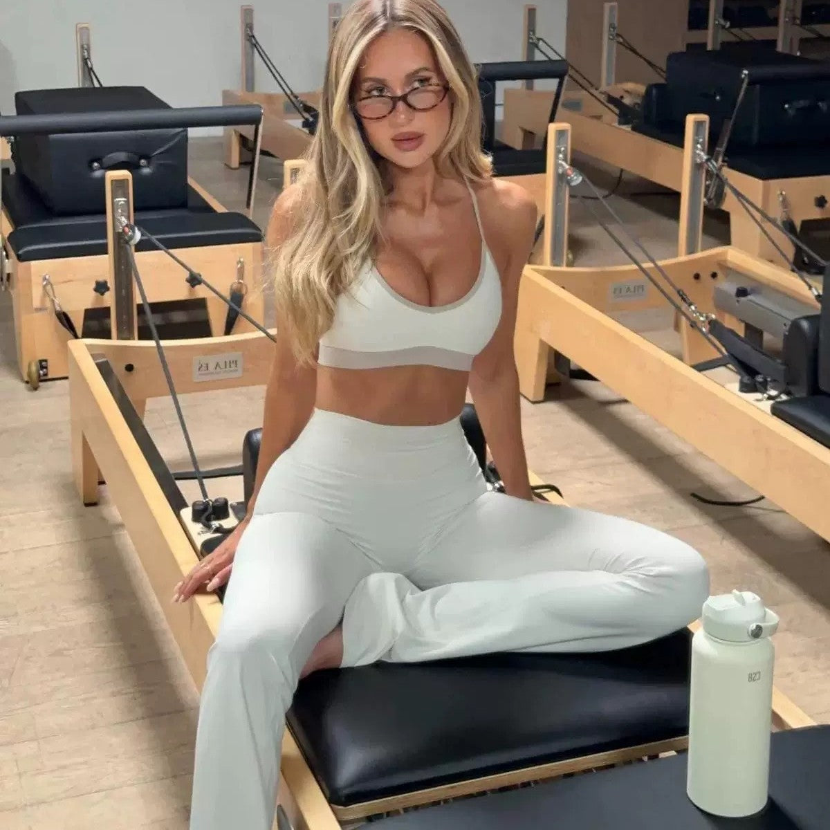 Yoga Sports Bra and Flared Pants Set