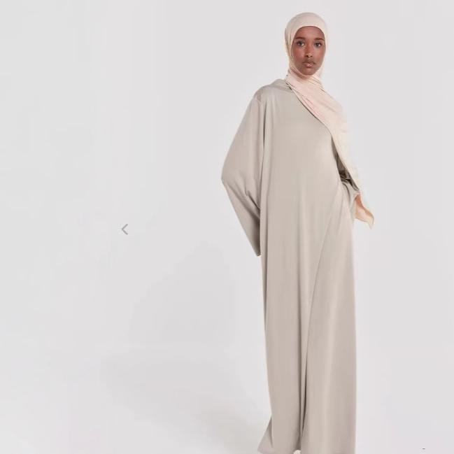 Long Sleeve Robe